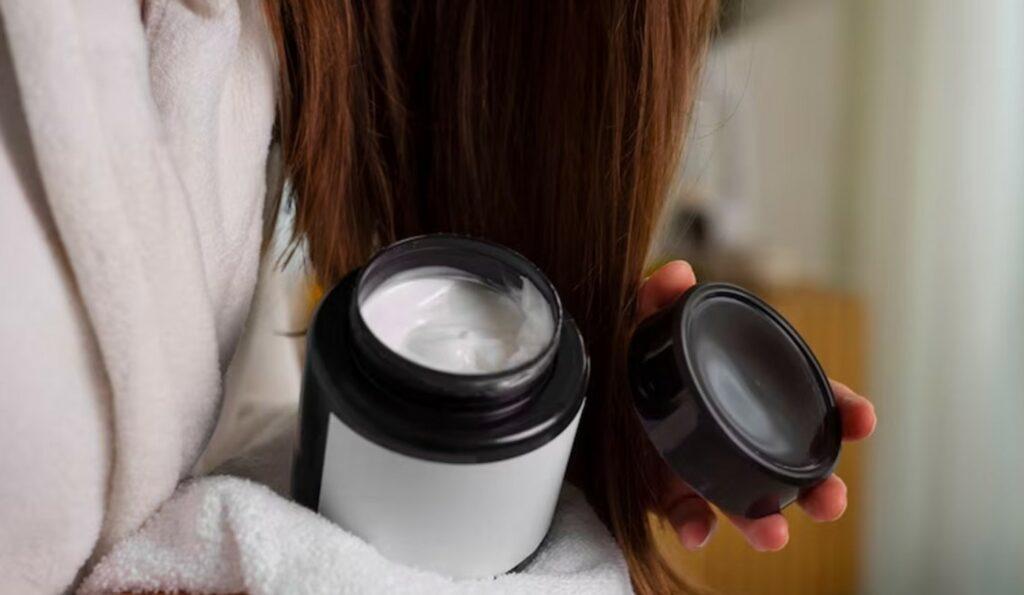 Why Your Hair Needs a Deep Conditioning Mask